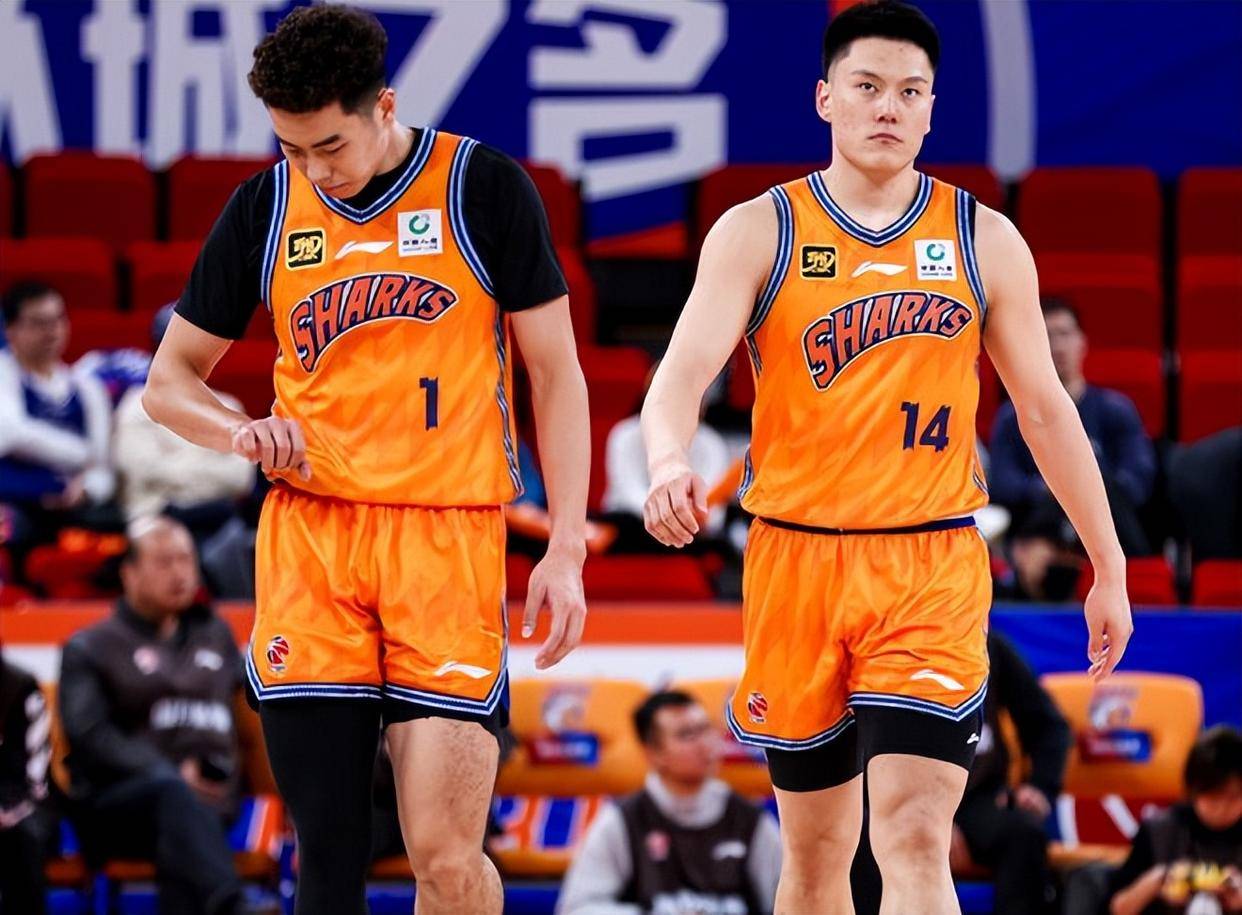 爱游戏官方登录入口-关于全明星赛在休斯敦成功举办，吸引众多球迷观看的信息