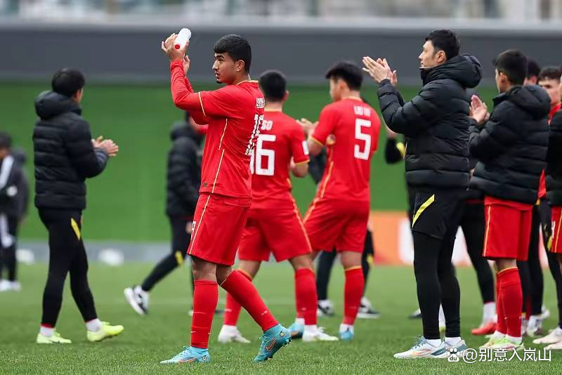 竞技场上英勇斗志：东亚强队齐聚让球迷振奋的简单介绍