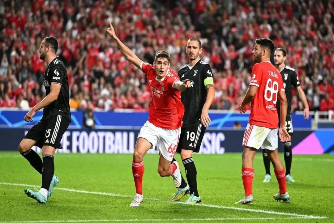 关于摩纳哥客场惨败南特，距离降级区只剩一步之遥的信息