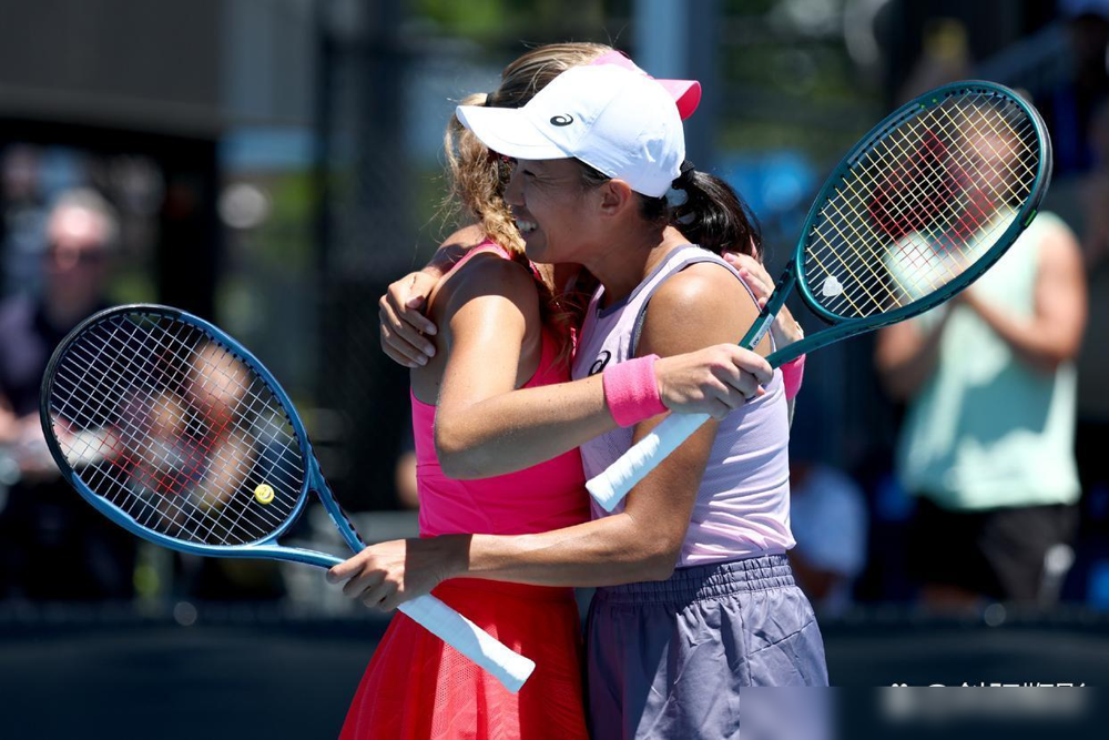 爱游戏官网-包含激情四射！网球赛事中选手们技压对手，夺冠在望的词条