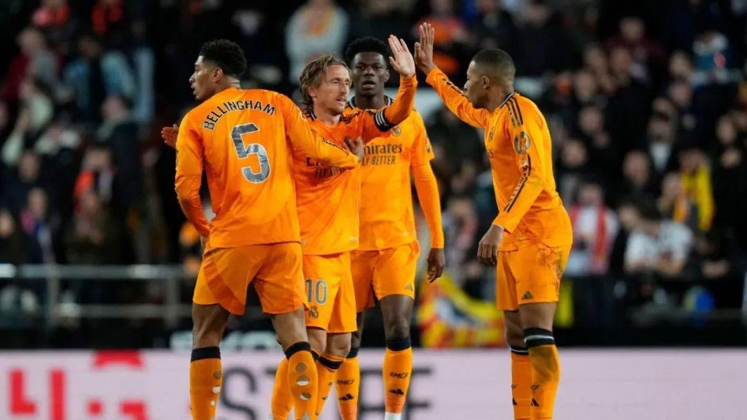 爱游戏官网-瓦伦西亚对阵国际米兰，争夺出线权利的简单介绍