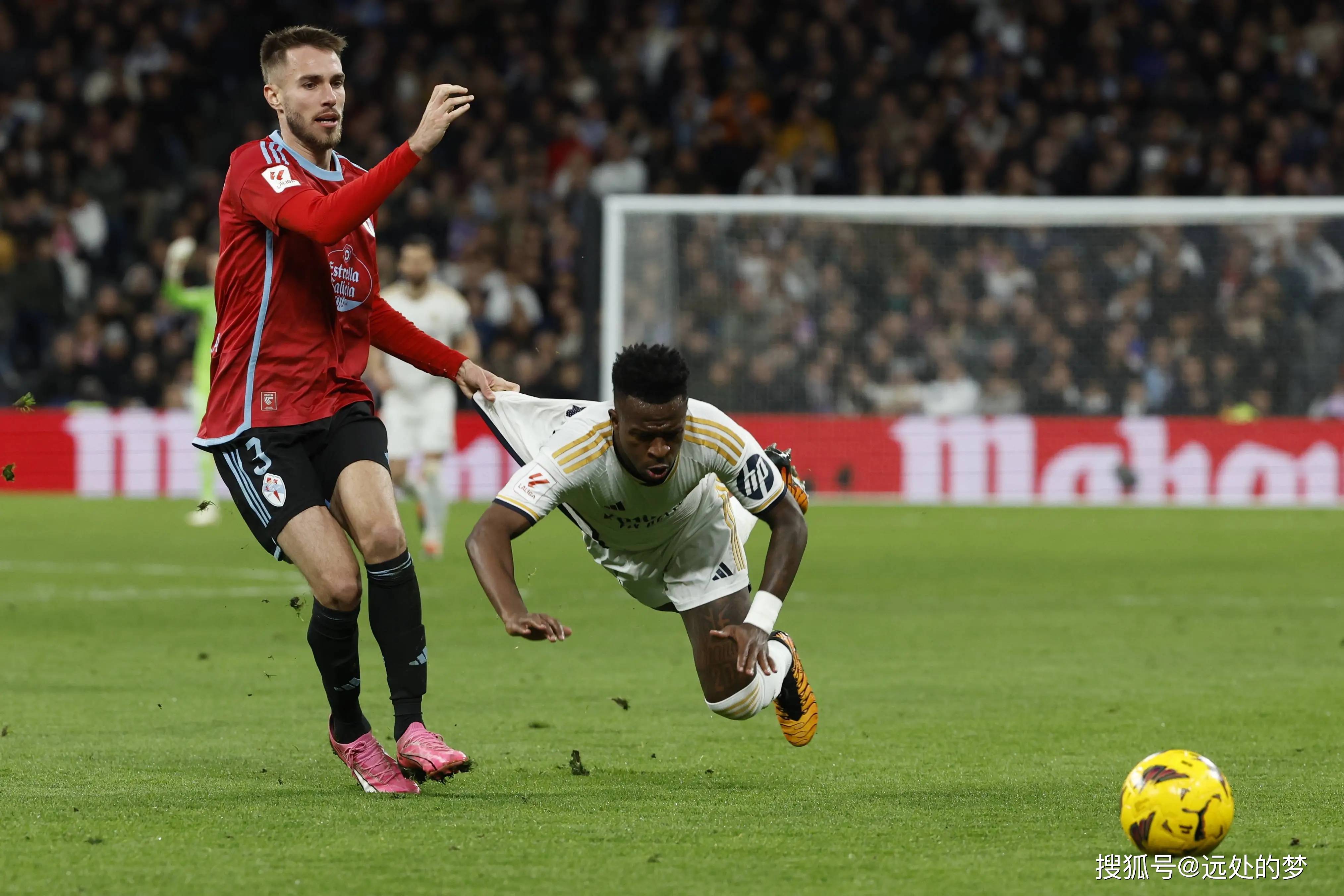 爱游戏官网-包含勒阿弗尔主场不敌斯特拉斯堡，失去胜机的词条