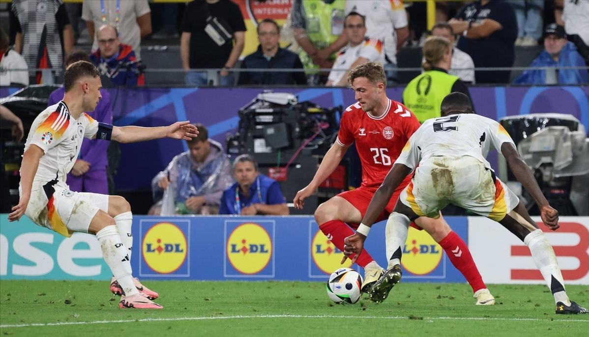 皇家马德里豪取胜利，利物浦梦碎半决赛的简单介绍