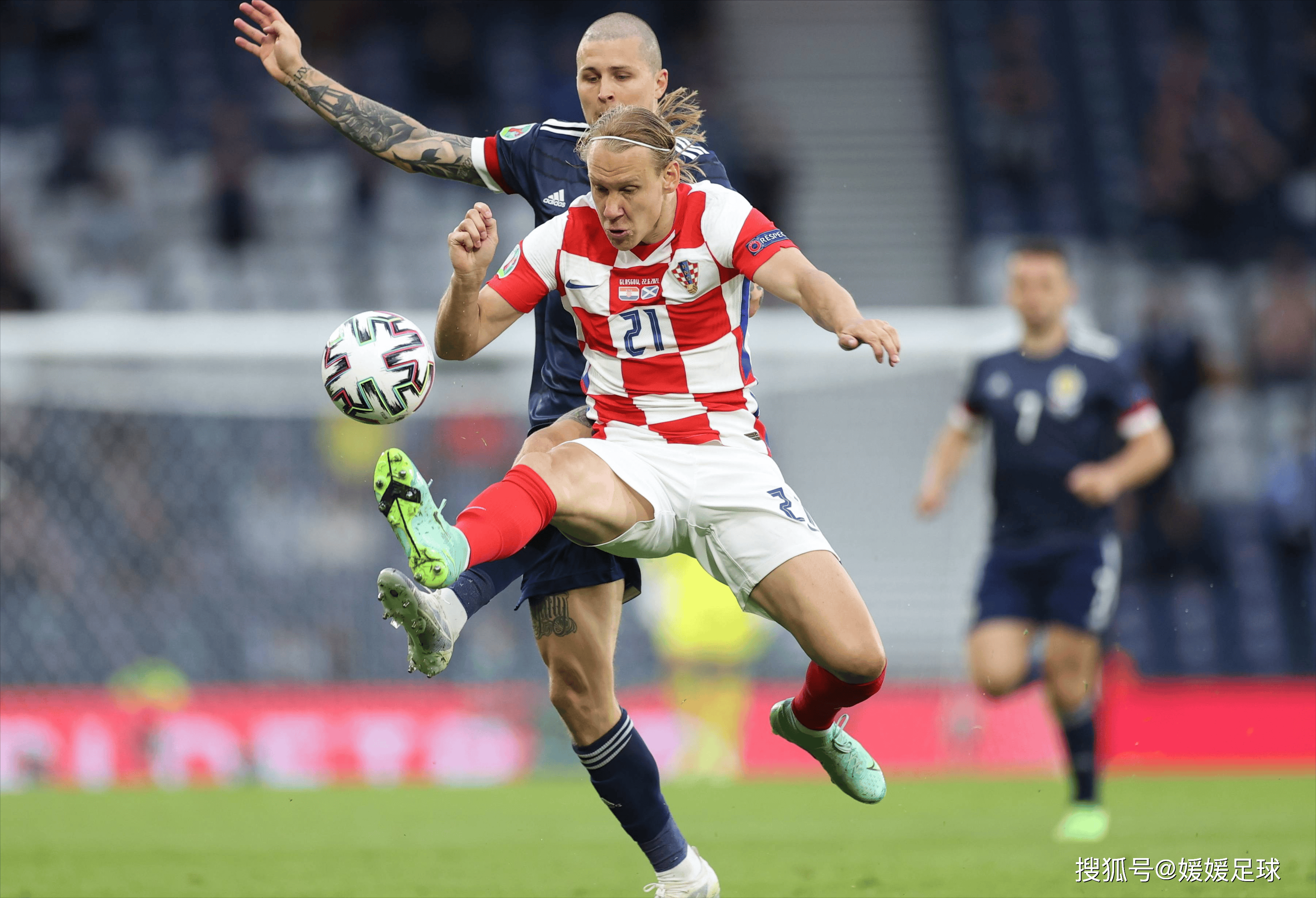 夺目的欧洲杯赛场：队伍实力逐渐显露