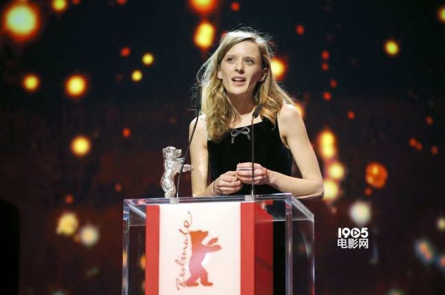 爱游戏体育官网-关于非洲射击高手耀眼夺金，赛场亮丽表现的信息