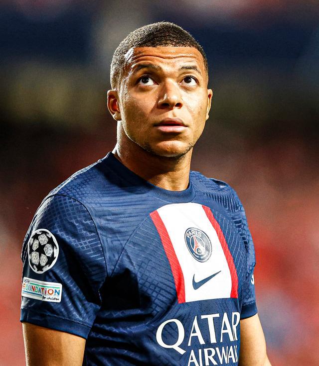 爱游戏网页版-巴黎圣日耳曼势不可挡，法甲领头羊的简单介绍