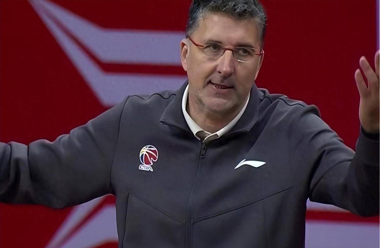 山西队联手新人在比赛中崭露头角，备受瞩目的简单介绍