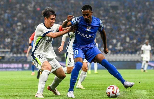 包含上海申花客场轻取对手，完成惊艳逆转的词条