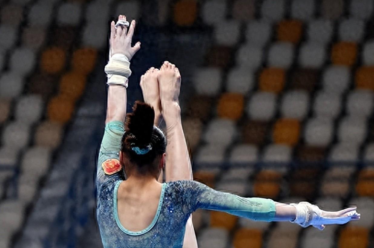 爱游戏网页版-欧洲体操冠军夺冠在场上大放异彩