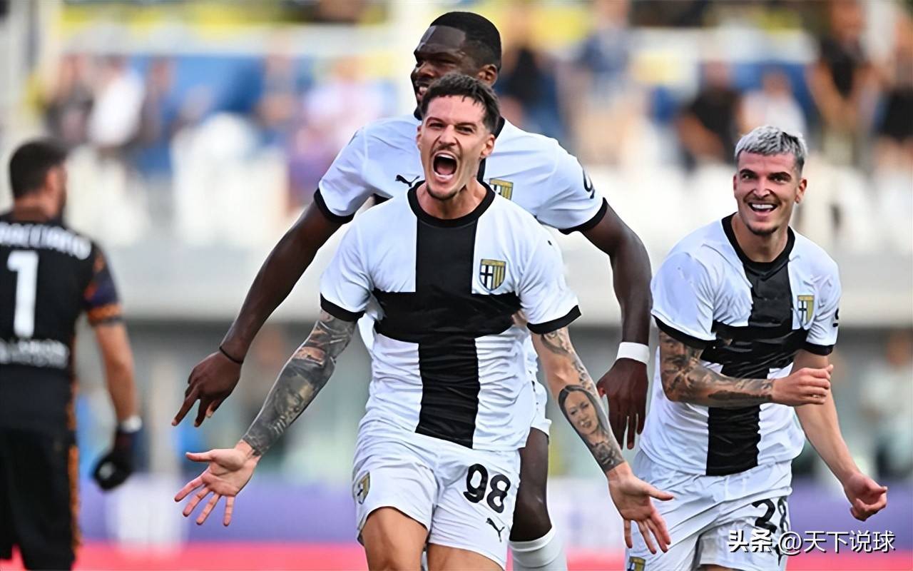 意甲比赛中一位球员的突出表现备受瞩目的简单介绍