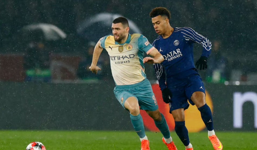 包含巴黎圣日耳曼主场战平曼城，晋级难度加大的词条