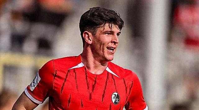 意外之战：沃尔夫斯堡客场不敌弗赖堡遭遇惨败的简单介绍