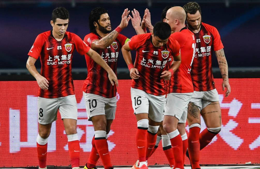 爱游戏体育官网-上海上港主场豪取三分，贵州恒丰遭遇重创