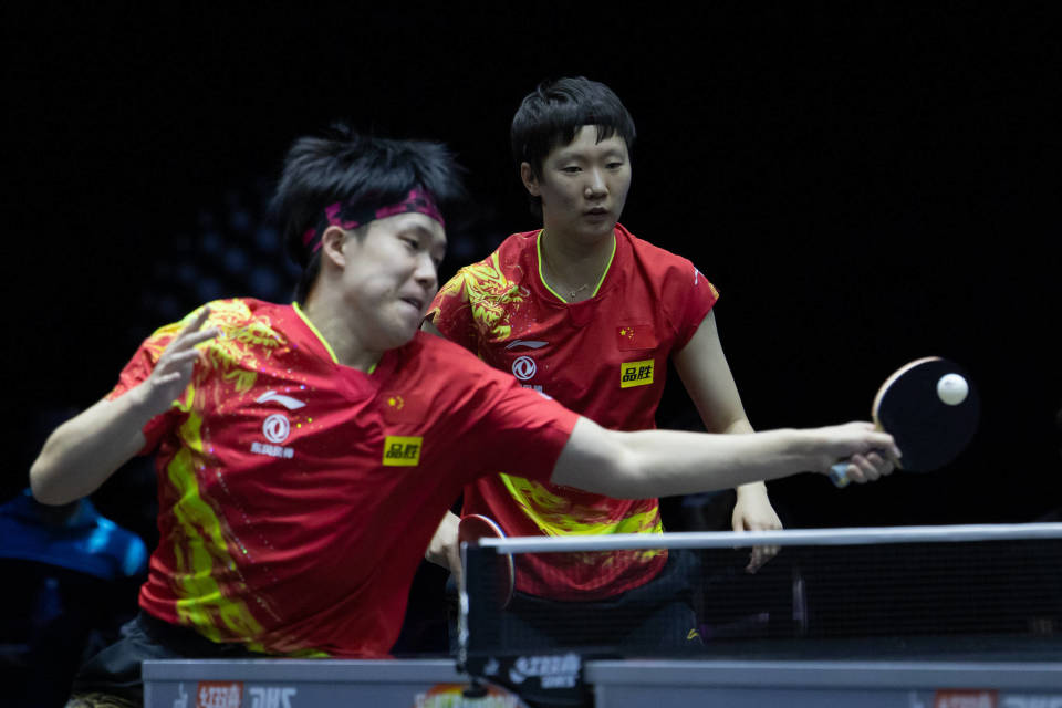 爱游戏官网-法兰克福主场大捷，稳固前四位置的简单介绍