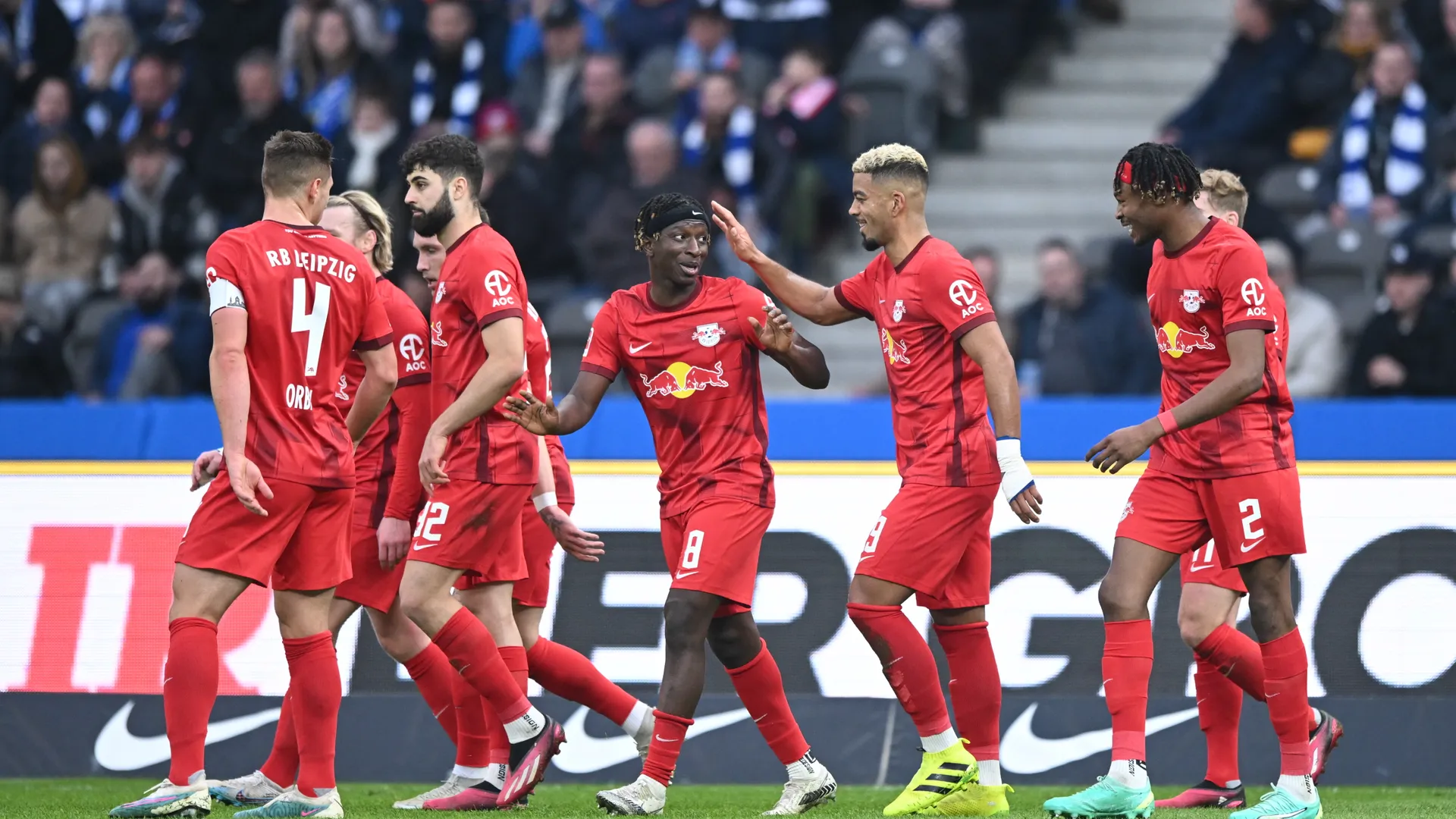 RB莱比锡客场逆转，德甲升班马表现抢眼