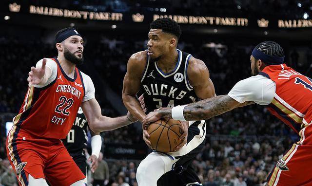 主教练的精准指挥引领球队走向胜利之路的简单介绍