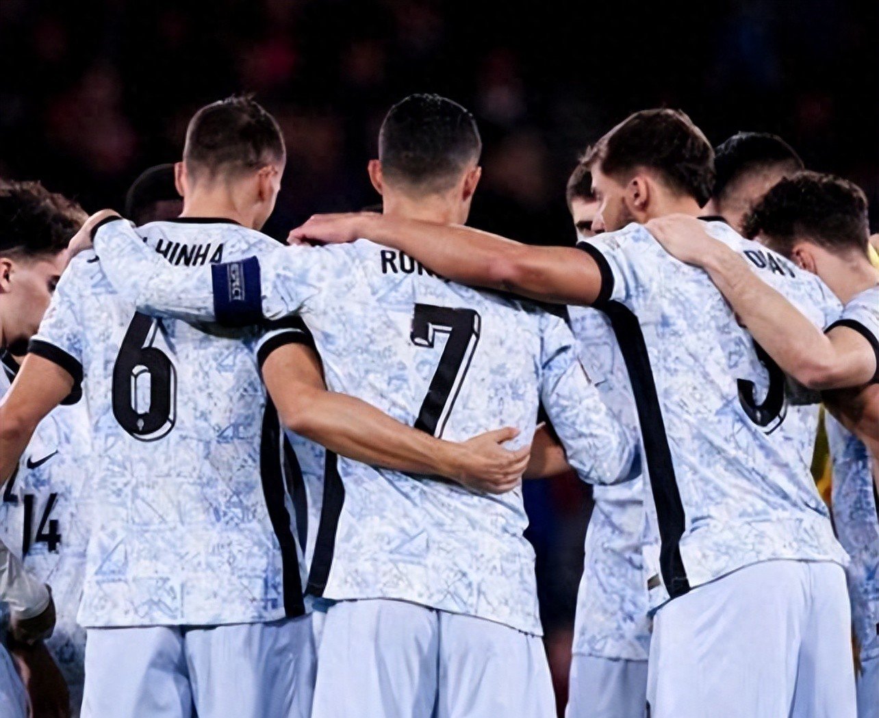 爱游戏中国官网-关于匈牙利队遭遇挫败，无缘欧国联四强的信息