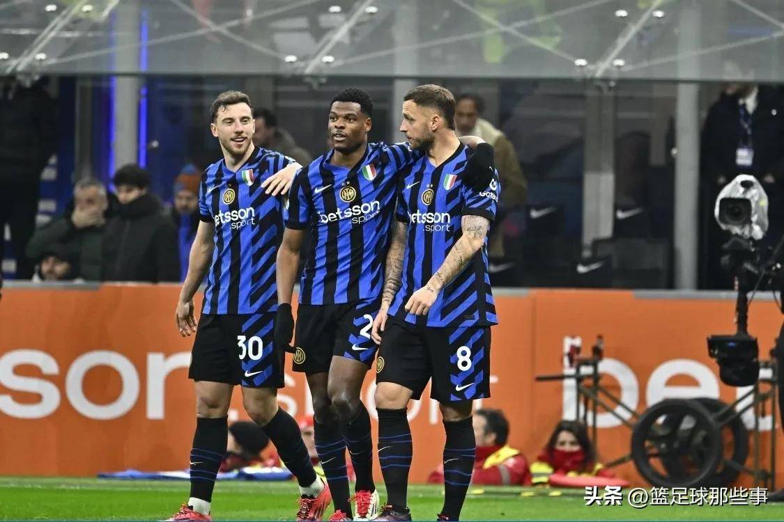 关于拉齐奥连续取胜，登顶积分榜的信息