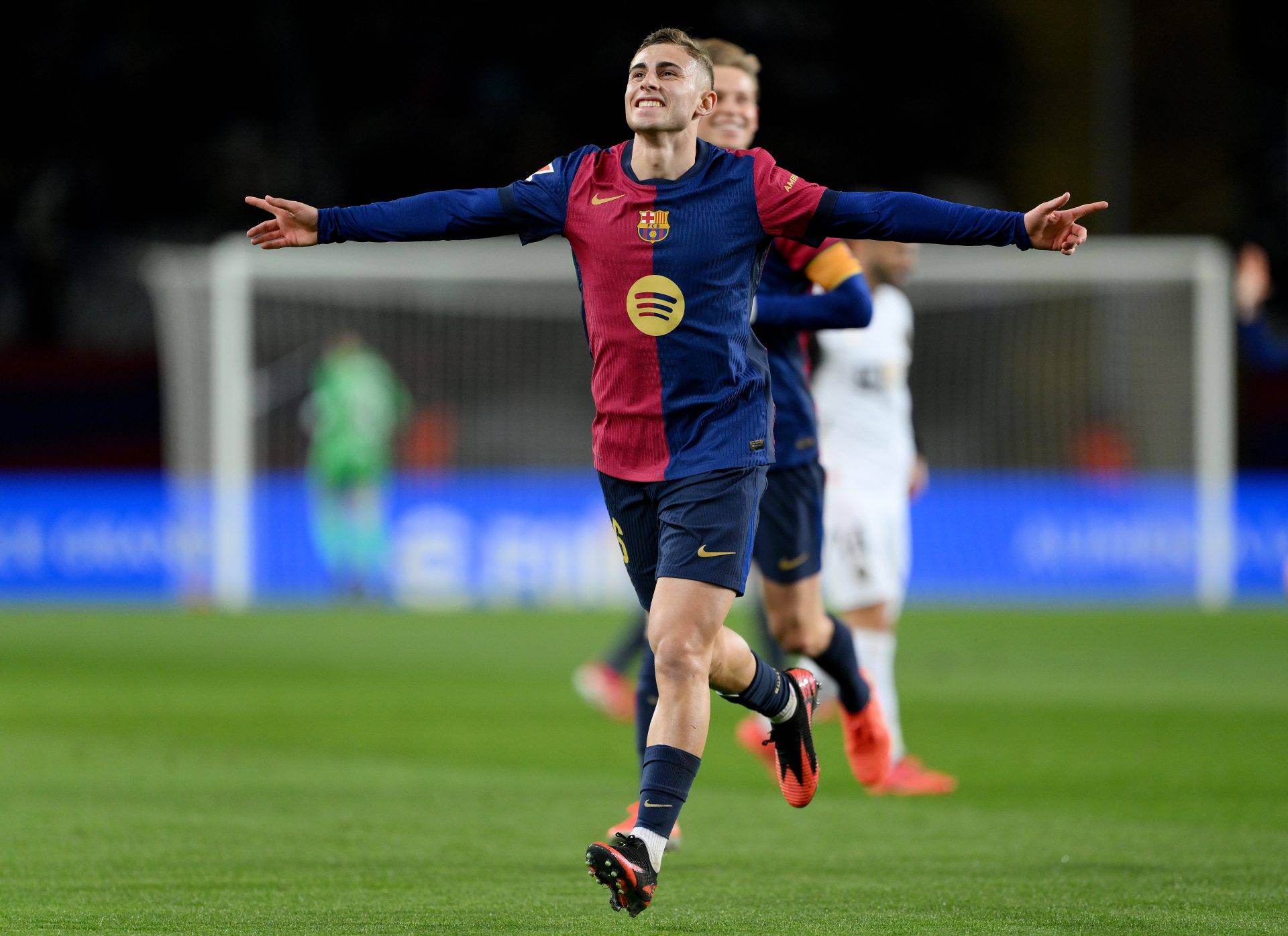 爱游戏官网入口-关于新秀崭露头角：曼联中场崭露锋芒的信息