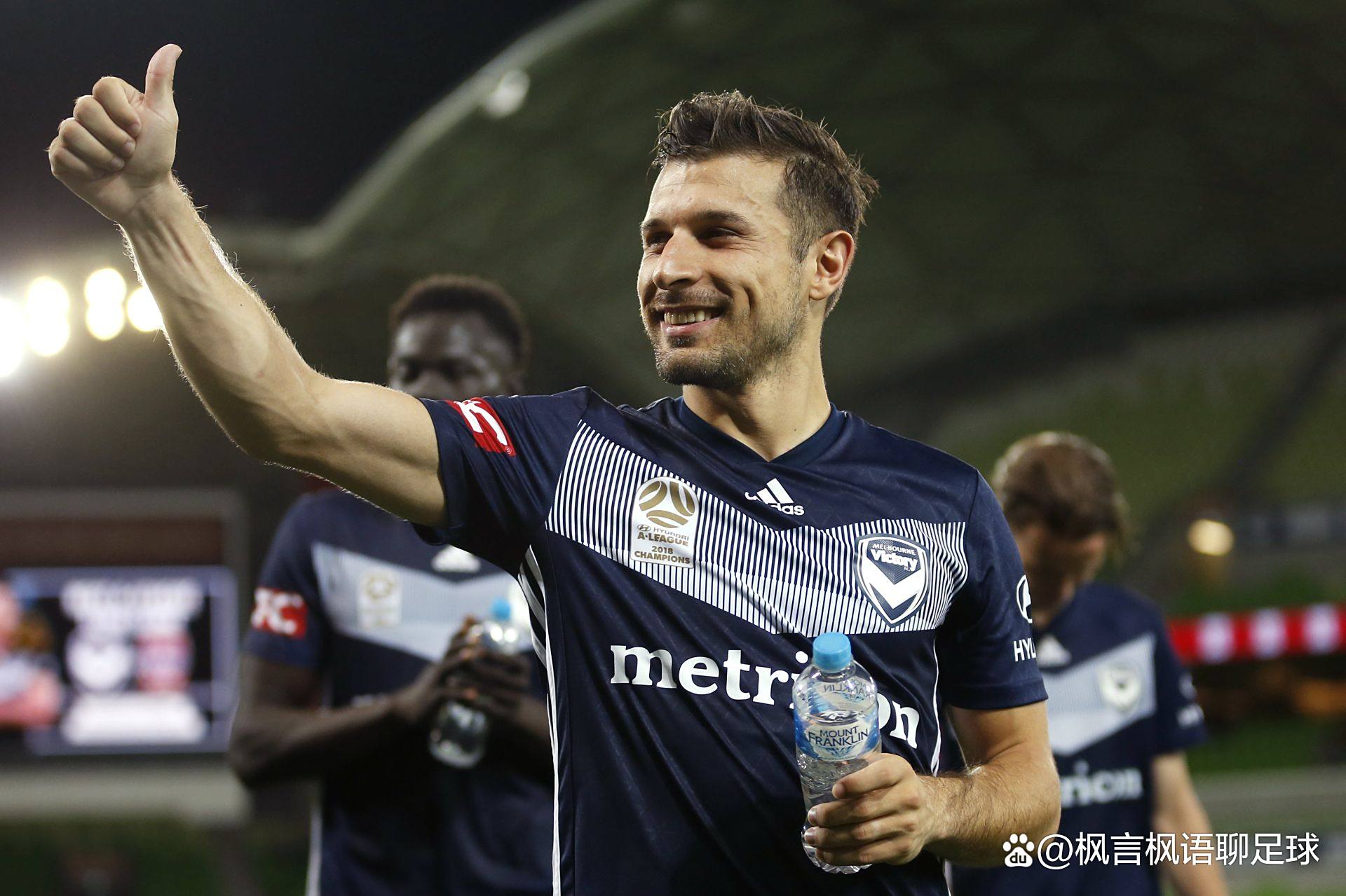 悉尼FC取得惊险胜利，晋级淘汰赛的简单介绍