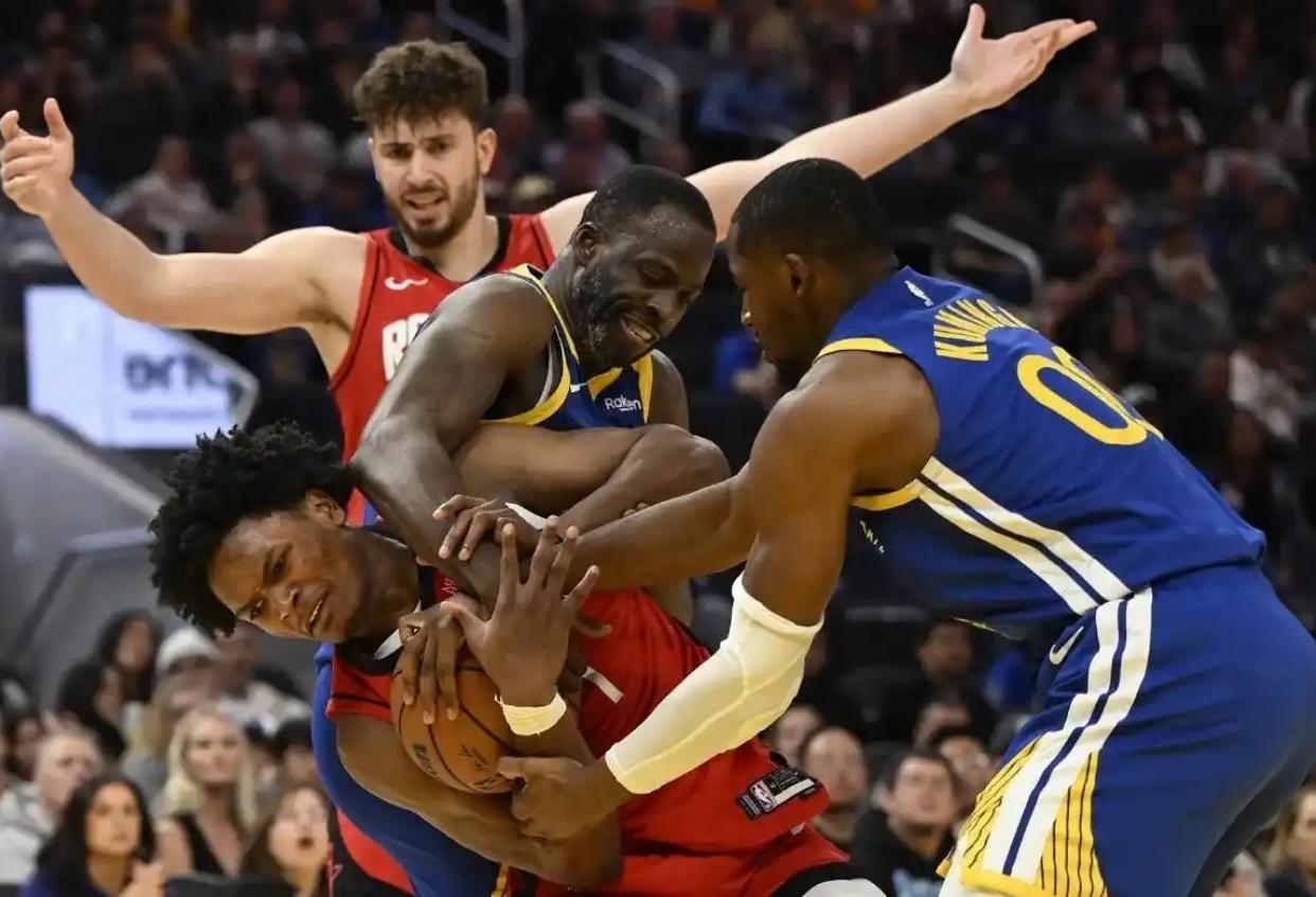 爱游戏官网网页版入口-勇士情节引发球队混乱，实力再次下滑