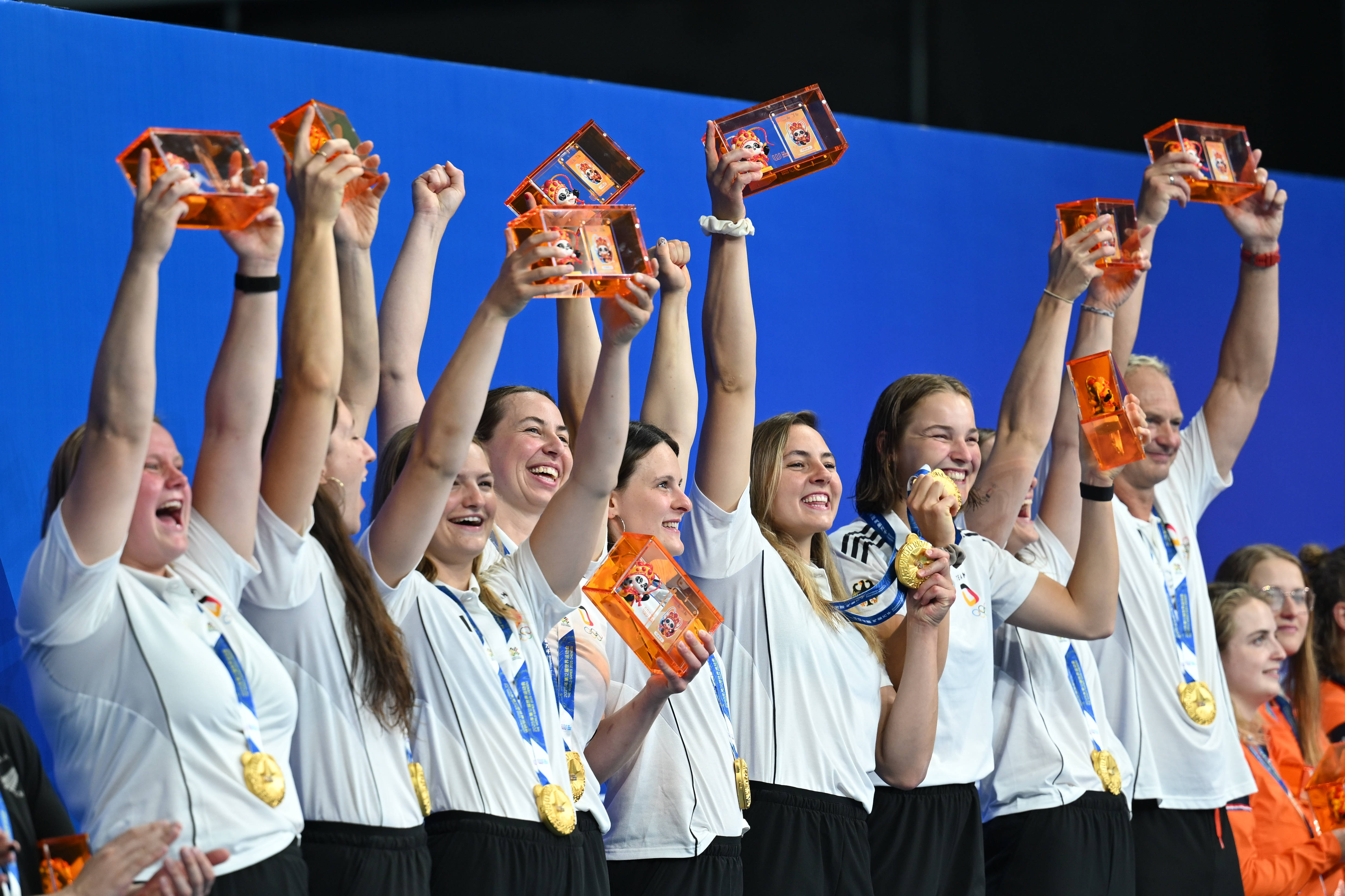 欧洲女子足球锦标赛，德国队夺冠