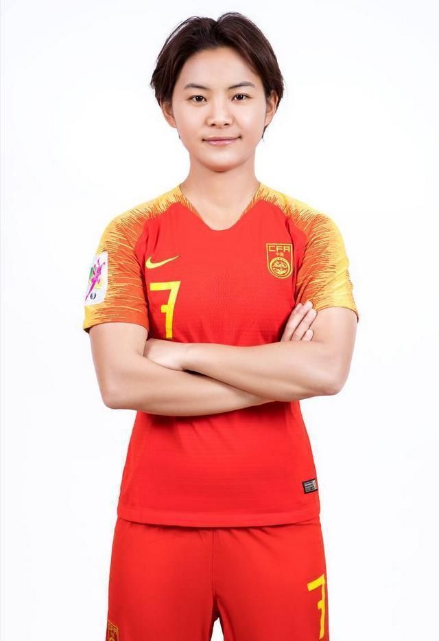 爱游戏登录-包含因为中国女足表现优异，球迷掌声不断的词条