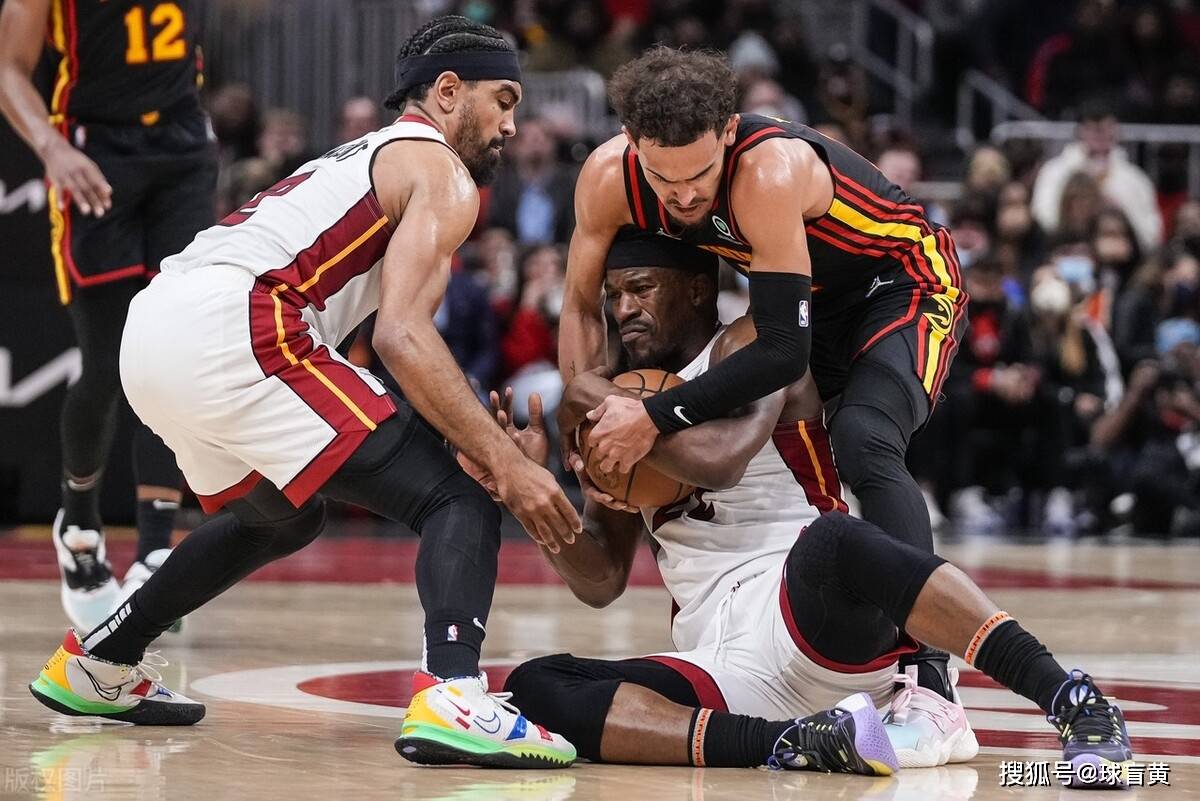 热火主场逆转老鹰，巴姆内线表现抢眼的简单介绍