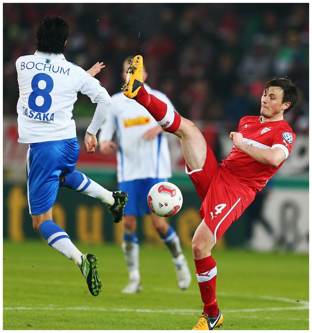 爱游戏app下载-诺瓦拉客场击败斯图加特，稳定战绩